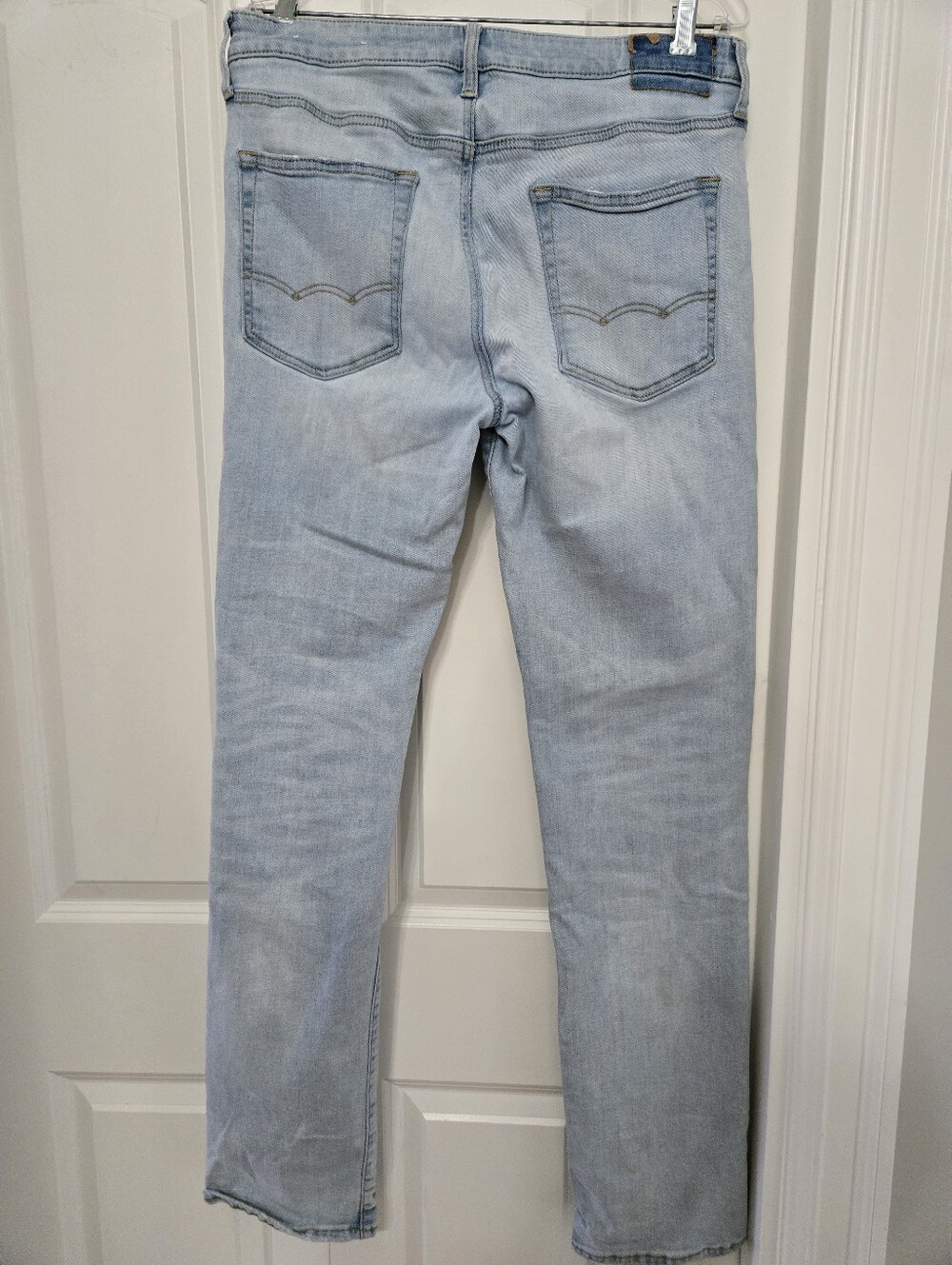 American Eagle Outfitters Flex Light Wash Slim Straight Jeans